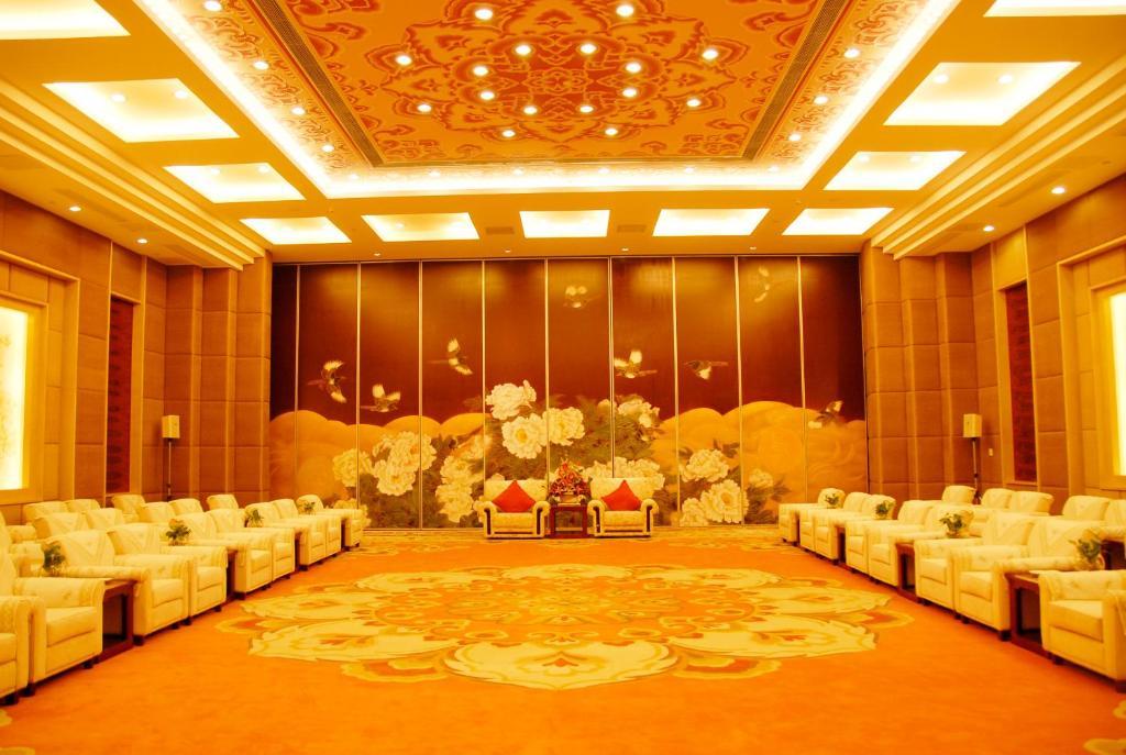 Shan Dong Hotel Csinan Kültér fotó