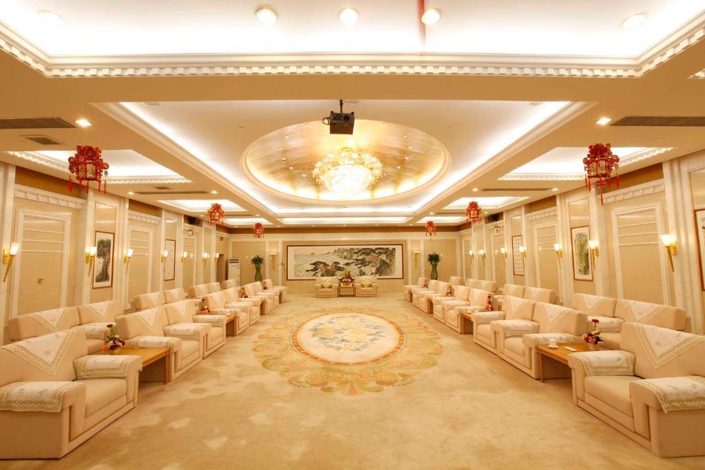 Shan Dong Hotel Csinan Kültér fotó