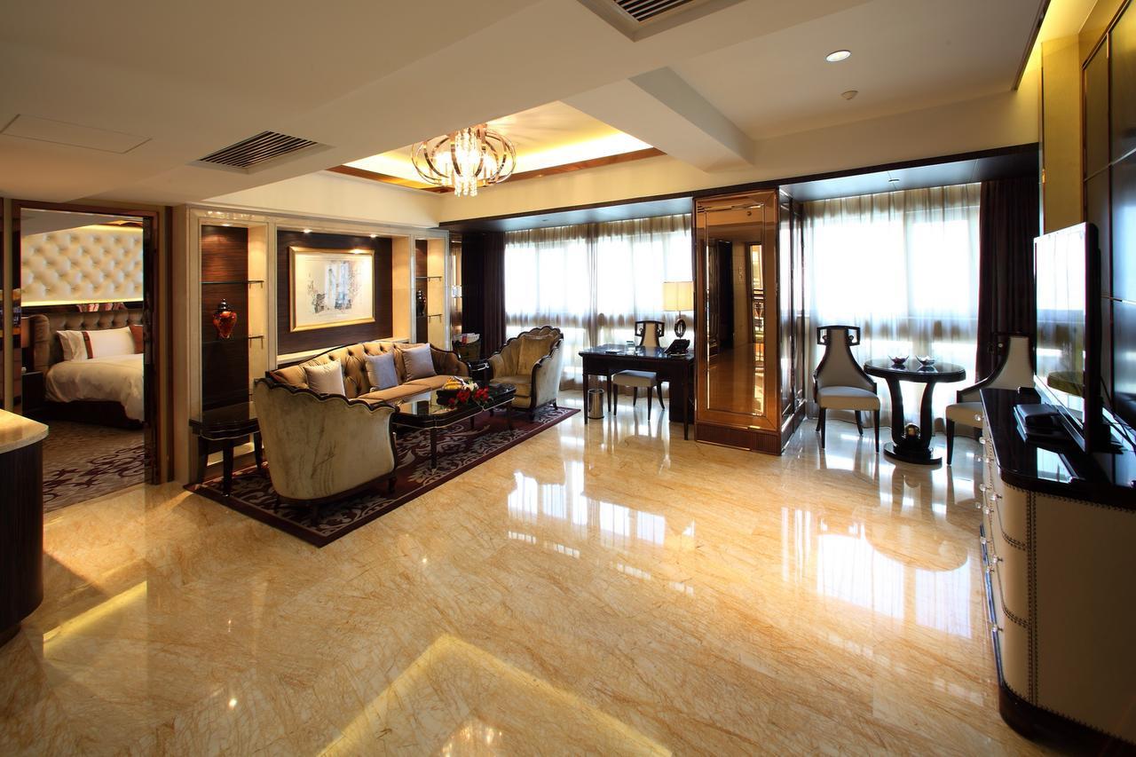 Shan Dong Hotel Csinan Kültér fotó