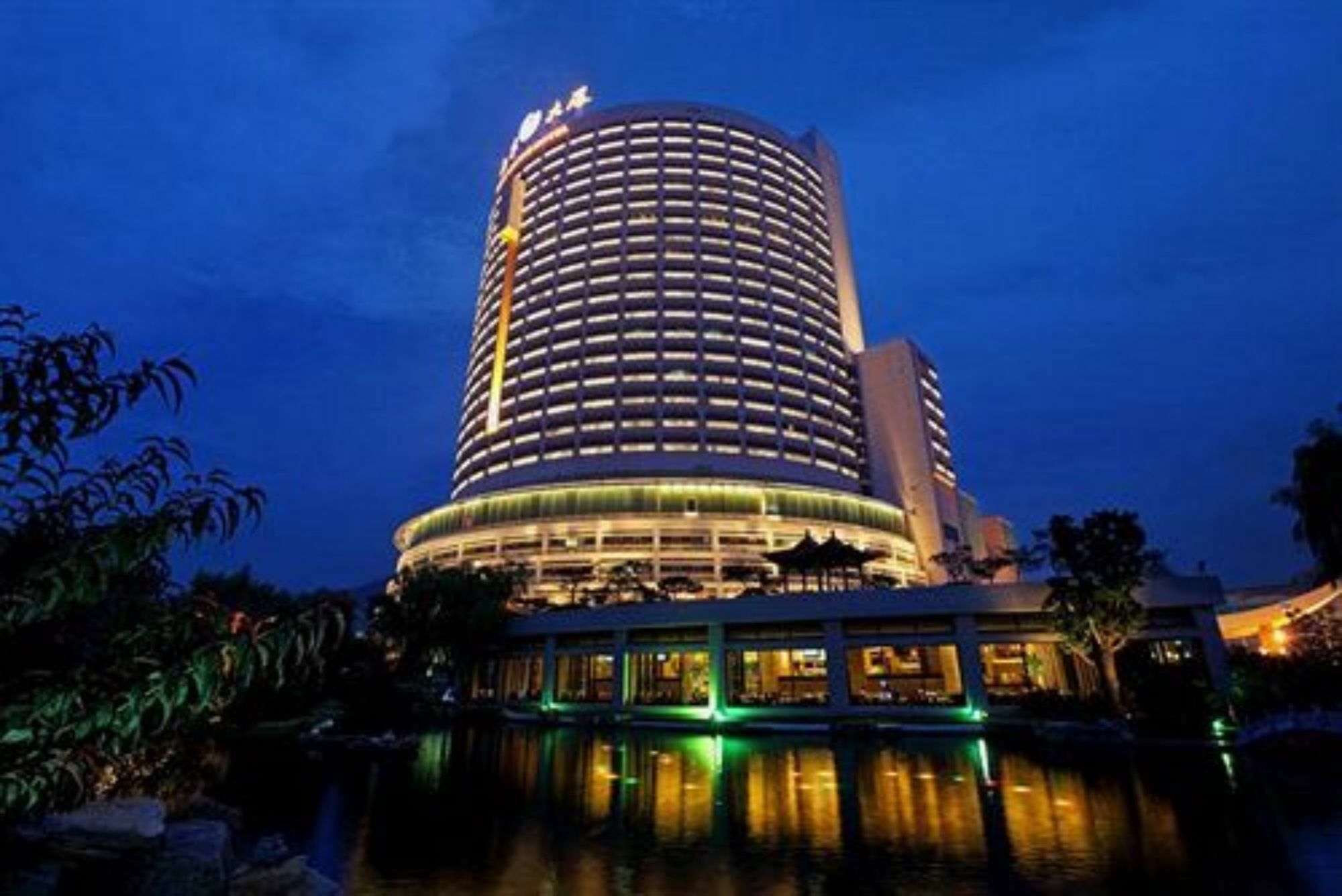 Shan Dong Hotel Csinan Kültér fotó